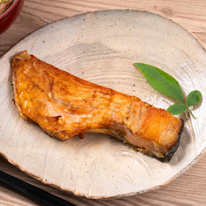銀鮭のカマ 約1kg｜新鮮冷凍 直販価格